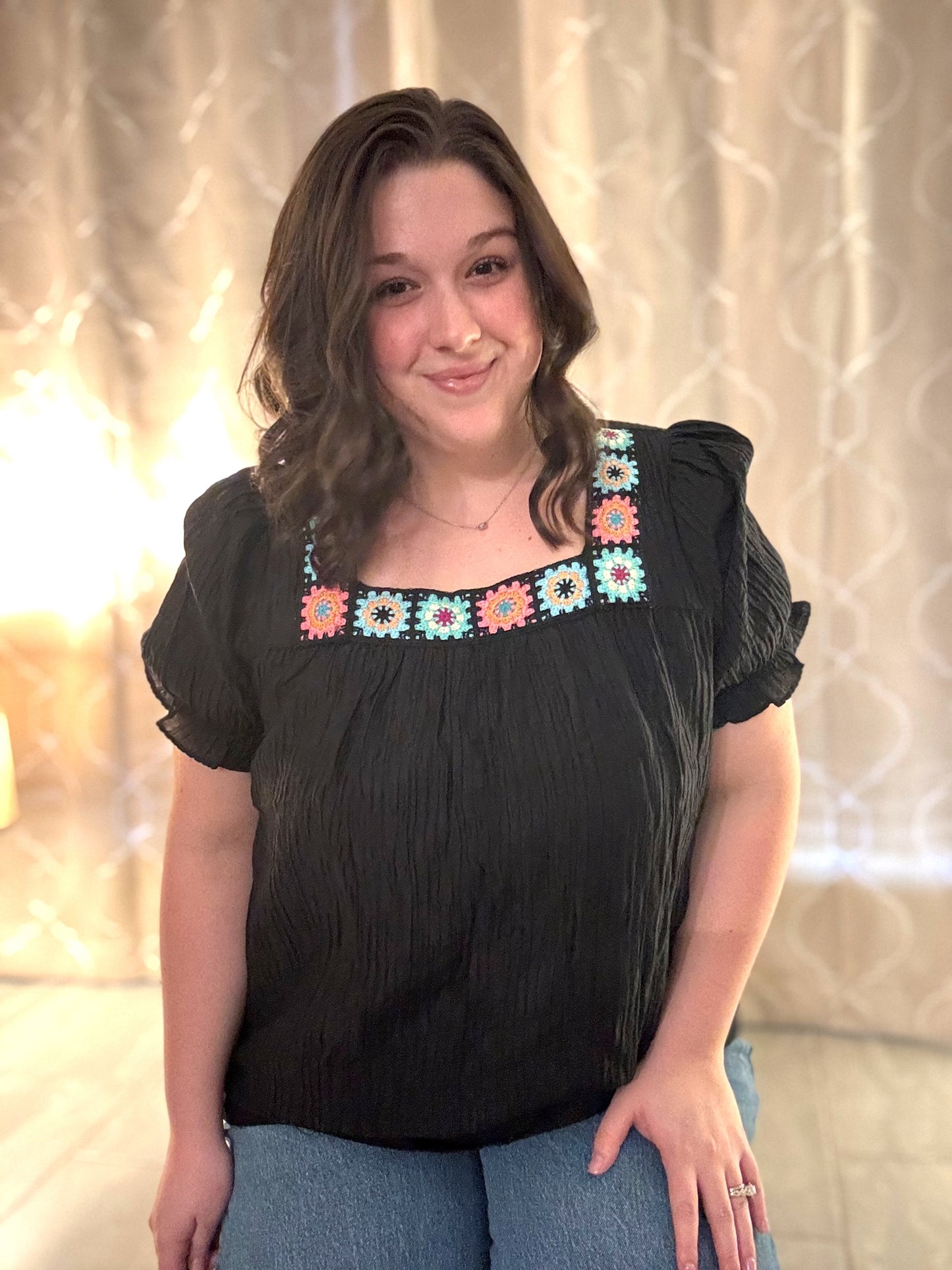 "Pucker Up Buttercup" Black Linen Top PLUS