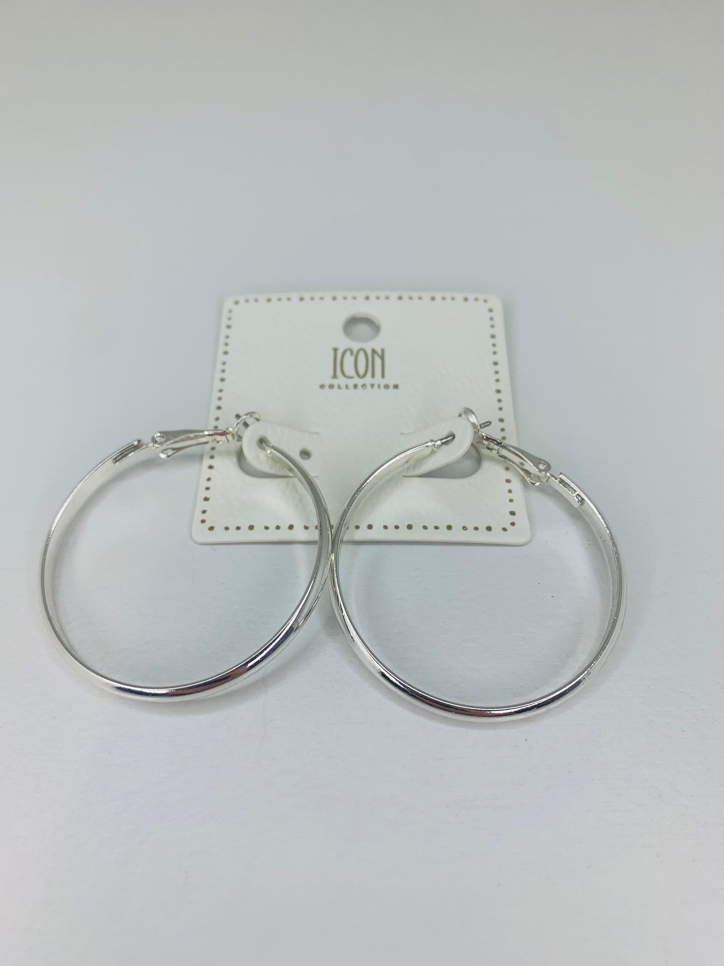 Every Gals Favorite Staple Silver Hoops